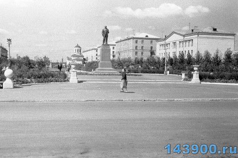 Памятник Ленину, Балашиха 1959г.1150