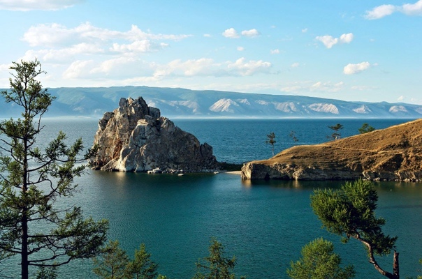 5 сентября - День озера Байкал. Одно из уникальных природных мест