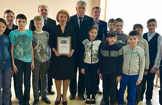 Еще один класс робототехники оборудуют в Балашихе Сертификат на 700 тысяч рублей получила школа 14 микрорайона Железнодорожный от