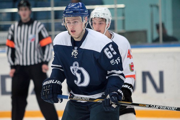 Владислав Ефремов стал лучшим молодым игроком по итогам прошедшей игровой недели в ВХЛ.