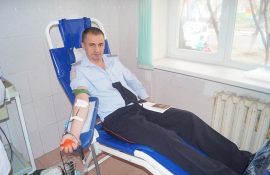 Сотрудники ОГИБДД МУ МВД России Балашихинское приняли участие в акции по сдаче донорской крови В Национальный день донора более