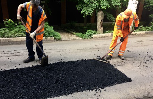 В Балашиха завершены основные работы по ямочному ремонту и начался комплексный ремонт дорог 13 июня под председательством губернатора