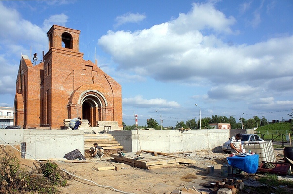 Строительство нового храмового комплекса Святого Равноапостольного Великого князя Владимира и дома Притча стартовало в микрорайоне