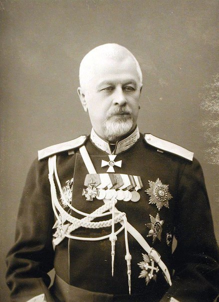 Владелец Пехра-Яковлевского генерал Рооп Последними перед революцией 1917 года владельцами Пехра-Яковлевского стали супруги Роопы.