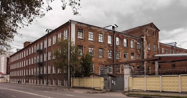 Хлопкопрядильная фабрика в Балашихе. Она была основана в 1830 году.