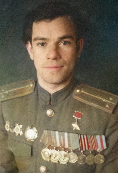 Генерал Александр Иванович Выборнов приехал в Балашиху в 1965 году, когда был назначен заместителем командующего авиацией ПВО страны.