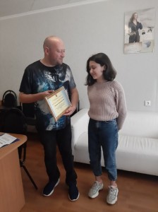 Наш волонтёр Мхитарян Зина получила благодарности за участие в деятельности Всероссийского общественного корпуса Волонтеры Конституции